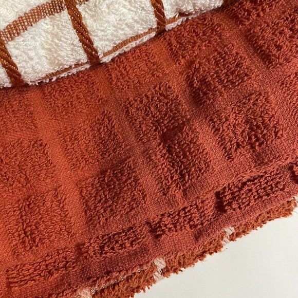 Kitchen Concepts Set of Three Kitchen Towels Fall Colors NWT - Picture 4 of 6